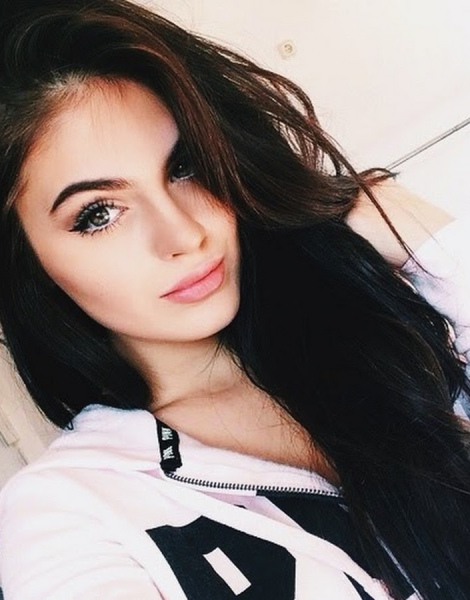 St. Petersburg Escort girl Cathy