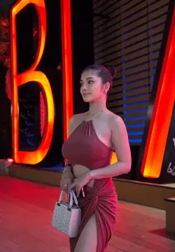 FILIPINA